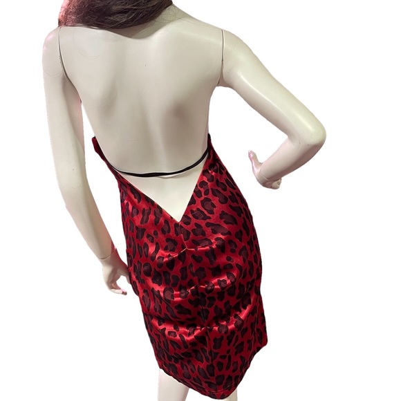 LE CHÂTEAU NWT RED ANIMAL PRINT HALTER TOP LOW-CUT BACK DRESS Size XL - Picture 13 of 16